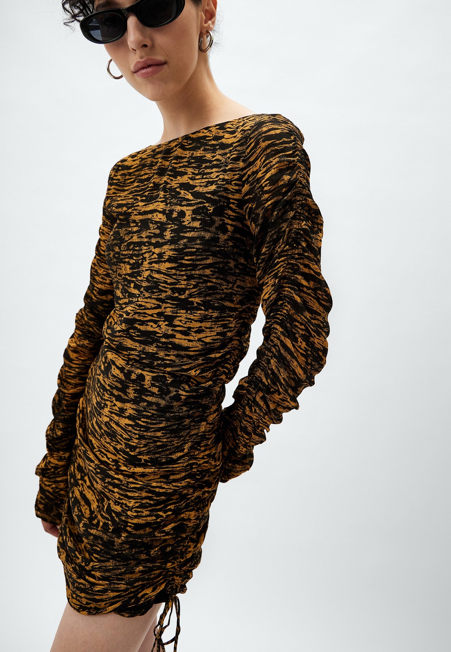 HM- S stk dress col2-5