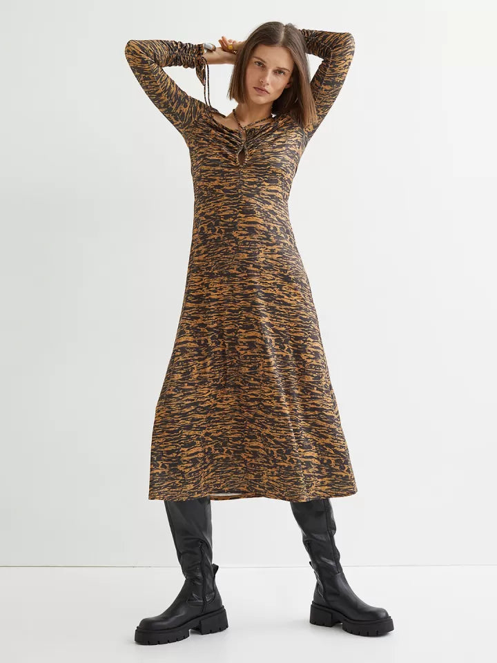 HM- S stk dress col2-7
