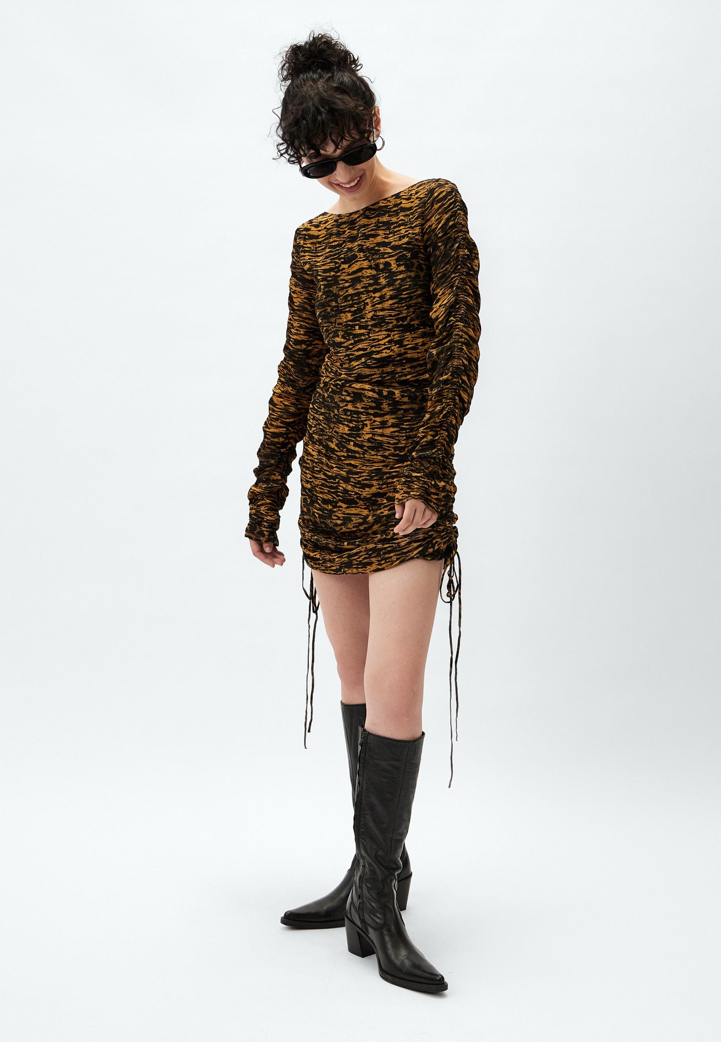 HM- S stk dress col2-5
