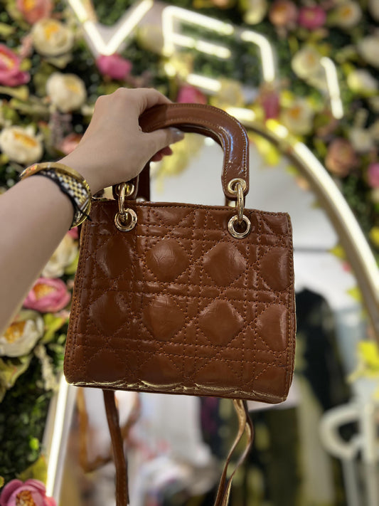 Yo- Dior havan bag