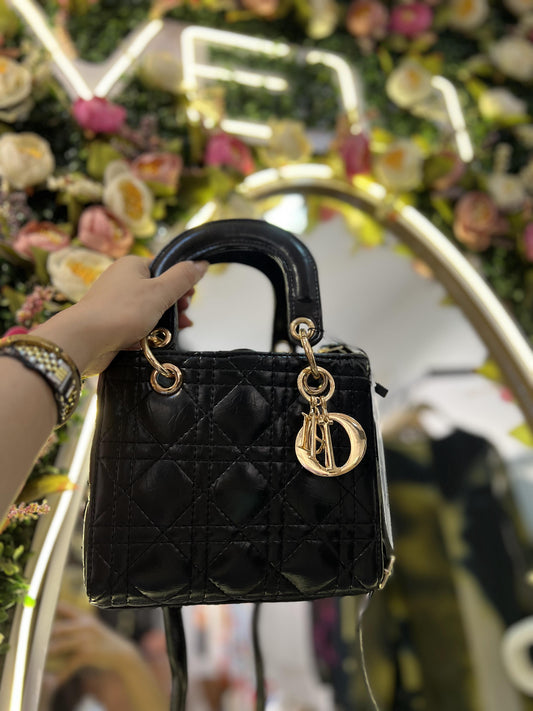 Yo- Dior black bag