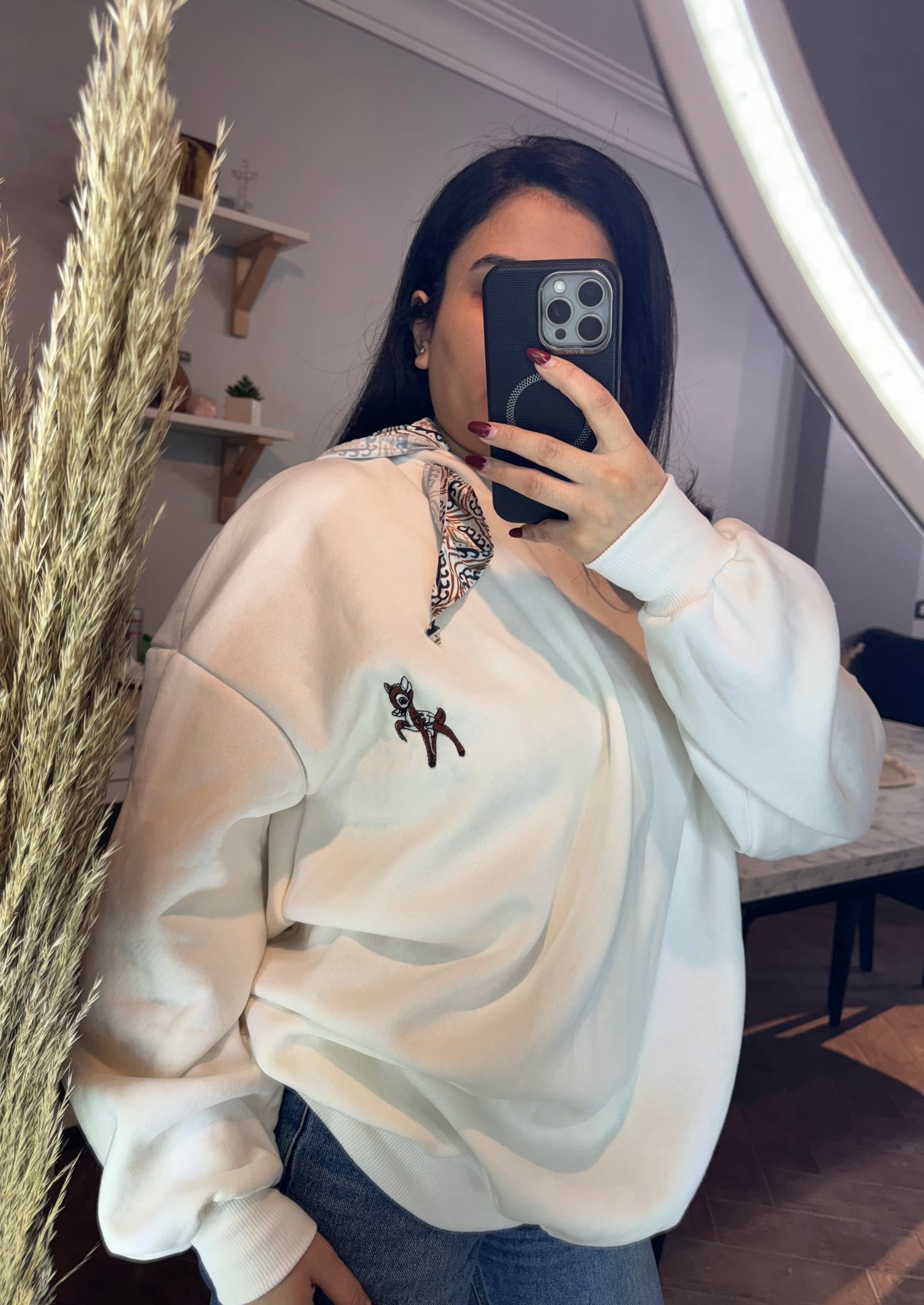 Sweatshirt With scarf L-1