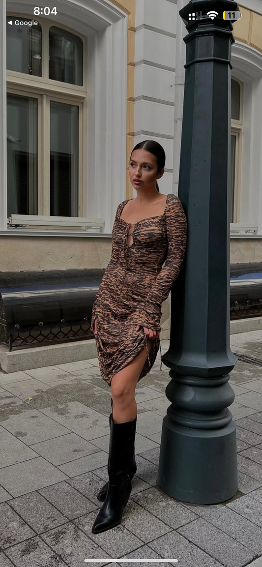 HM- S stk dress col2-7