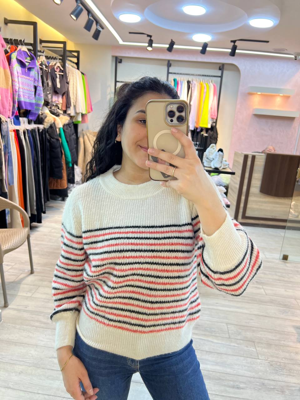 BS- w stk pullover col2-12